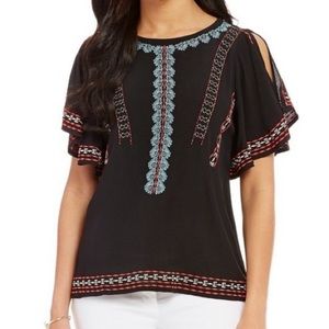 Gibson Latimer Boho Embroidered Flutter Sleeve Blouse M